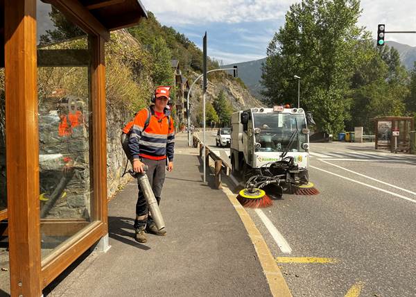 El Comú de la Massana ofereix una quarentena de llocs de feina per aquest estiu