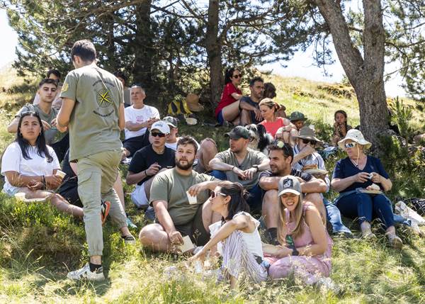 Gran acollida de l’acció de transhumància i del dinar camperol a Setúria