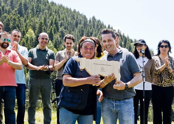 Homenatge a la vaquera, Rosa Tomàs, pels 40 anys a les guardes comunes de la Massana
